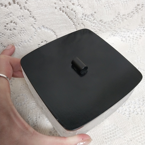 Japanese Cherry Blossom Maple Leaf Glass Trinket Box Black Lacquer Wooden Lid - Picture 3 of 10